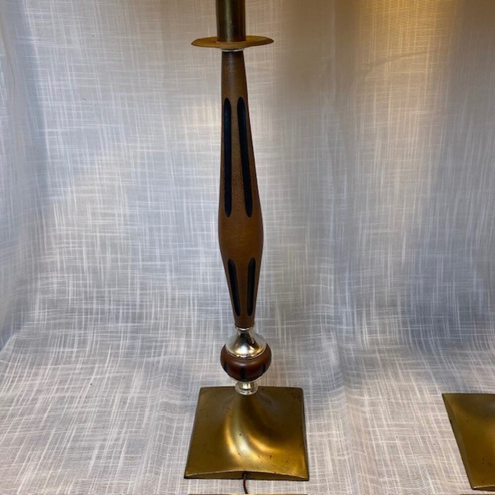 Pair of Vintage Mid Century Modern Walnut Wood Brushed Brass Table Lamps 34 inch - Picture 2 of 15